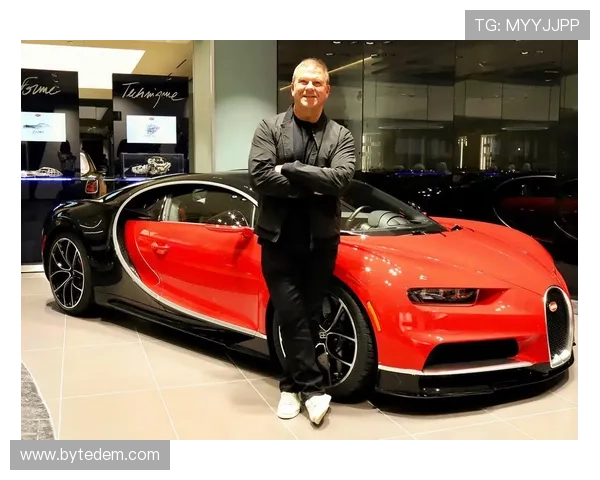 乔恩·琼斯训练完直接去提了辆布加迪，油钱比我半年工资还多