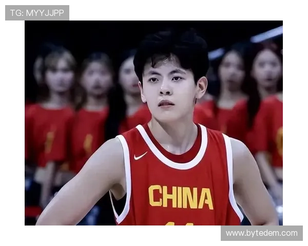 杨舒予刚下场，豪车护送比比赛还让人咋舌！