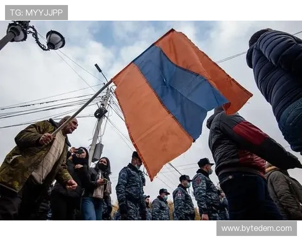 瓦伦西亚球迷抗议持续，对球队稳定性和赛季走势形成制约