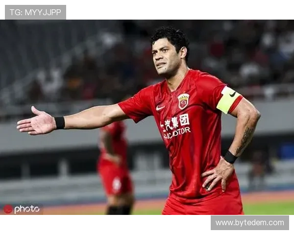 国际米兰三中卫体系稳定性提升后的进攻节奏问题：对控制力与进攻效率的影响分析